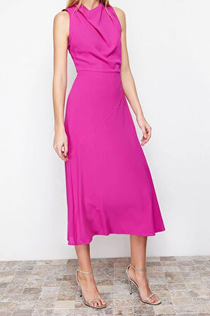 Moda Regular Business Krep Dokuma Degaje Yaka Kolsuz Kol A-Line Midi Boy Elbise