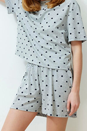 Tarz Rahat Kısa Kollu Boru Paça %100 Pamuklu Kalp Desenli T-shirt-Şort Örme Pijama Takımı