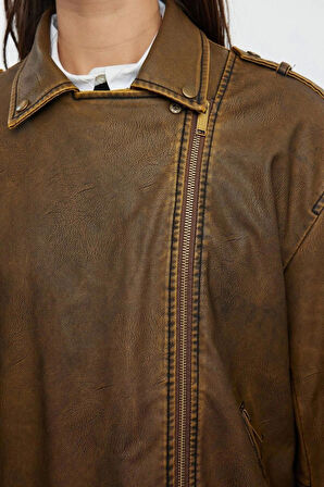 Tasarım Düz Astarlı Yaka Standart Oversize Ceket Kadın Yıkama Efektli Suni Deri Biker Ceket Mont