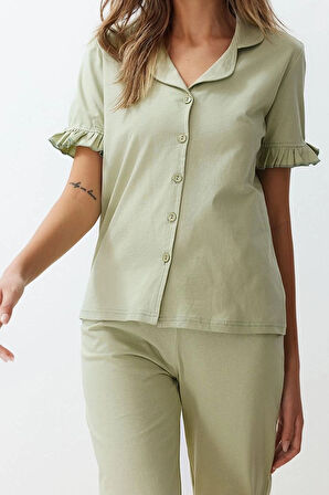 Tarz Rahat Kısa Kollu Boru Paça %100 Pamuklu Fırfır Detaylı Örme Pijama Takımı