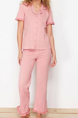 Tarz Rahat Kısa Kollu Boru Paça %100 Pamuklu Fırfır Detaylı Örme Pijama Takımı