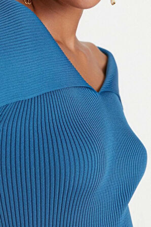 Kadın Modern Tarz Rahat Uzun Devrik Yaka Düz Kol Regular Triko Kazak