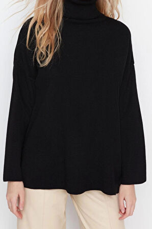 Kadın Modern Tarz Rahat Uzun Balıkçı Yaka Düz Kol Regular Triko Kazak