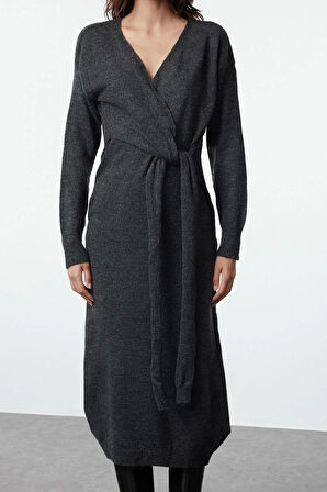 Moda Stil Kruvaze Kruvaze Midi Boy Yumuşak Dokulu Triko Yaka Bağlamalı Elbise