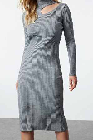 Moda Stil Slim Dik Yaka Midi Boy Triko Cut Out Pencere Detaylı Elbise