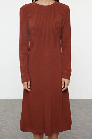 Moda Stil Oversize Dik Yaka Midi Boy Triko Süper Geniş Kalıp Süveterli Elbise