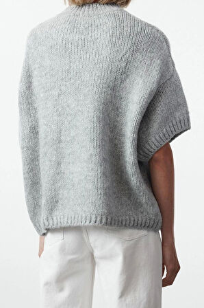 Stil Modern Kadın Regular Standart Kol Bisiklet Yaka Geniş Kalıp Yumuşak Dokulu Triko Kazak