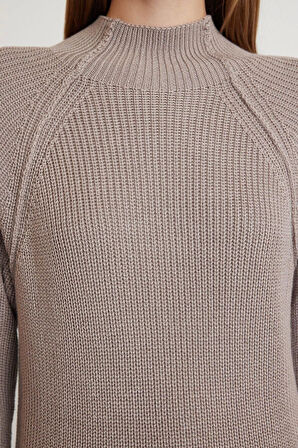 Stil Modern Kadın Uzun Standart Kol Dik Yaka Geniş Kalıp Triko Kazak