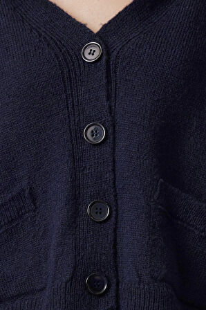 Kadın Modern Tarz Oversize Devrik Yaka Crop Triko Hırka