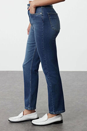 Stil Kadın Moda Denim Kot Pantolon Regular Boru Paça Yüksek Bel Comfort Straight Jeans