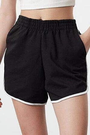 Moda Örme Normal Bel Boru Paça Gündelik Siyah Biye Detaylı Mini Şort Bermuda