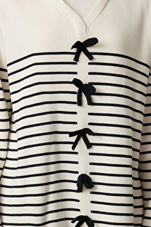 Kadın Modern Tarz Rahat Uzun Polo Yaka Çizgili Kol Regular Triko Kazak