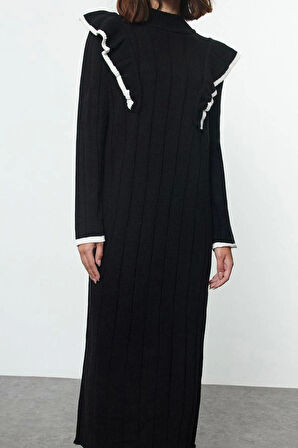 Moda Stil Relaxed Bisiklet Yaka Maxi Boy Tesettür Fırfır Detaylı Triko Elbise