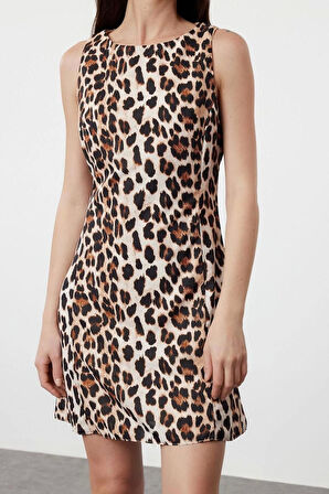 Moda Stil Regular Bisiklet Yaka Mini Boy Leopar Desenli Düz Kesim Saten Dokuma Elbise