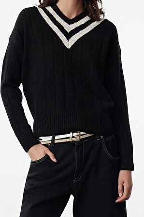 Stil Modern Kadın Regular Standart Kol V Yaka Yumuşak Dokulu Renk BlokluTriko Kazak