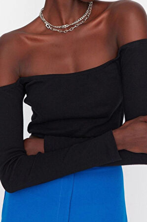 Moda Carmen Yaka Örme Slim Düz Desen Casual Günlük Super Crop Uzun Kol Bluz