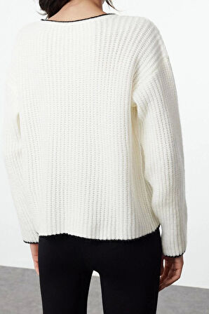 Stil Modern Kadın Regular Standart Kol V Yaka Yumuşak Dokulu Geniş Kalıp Triko Kazak