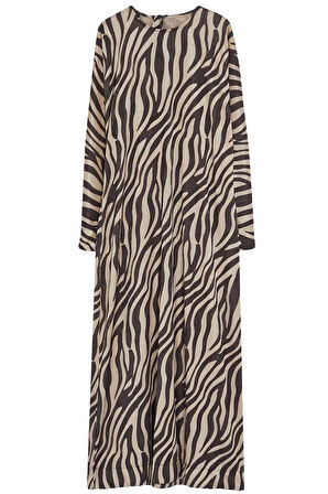 Moda Stil Regular Bisiklet Yaka Maxi Boy Tesettür Krinkle Örme Zebra Desenli Elbise