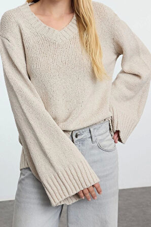 Stil Modern Kadın Regular Standart Kol V Yaka Geniş Kalıp Basic Triko Kazak