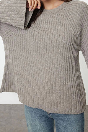 Stil Modern Kadın Regular Standart Kol Bisiklet Yaka Geniş Kalıp Peplum Detaylı Triko Kazak