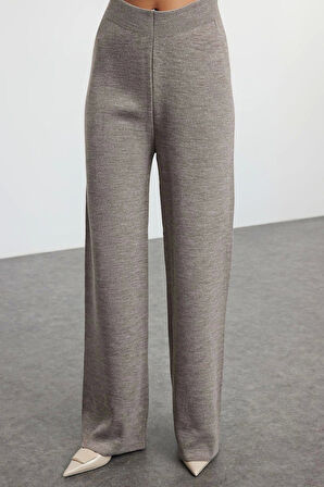 Tarz Kadın Modern Normal Bel Boru Paça Düğme Detaylı Yelek-Pantolon Triko Alt-Üst Takım