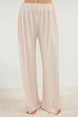 Tarz Rahat Uzun Kollu Geniş Paça Viskon Örme Pijama Takımı