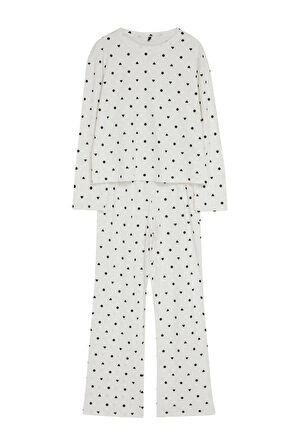 Tarz Rahat Uzun Kollu Boru Paça %100 Pamuklu Puantiye ve Kalp Desenli Örme Pijama Takımı