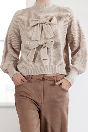 Stil Kadın Regular Standart Kol Bisiklet Yaka Geniş Kalıp Yumuşak Dokulu Kurdeleli Triko Kazak