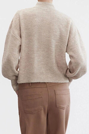 Stil Kadın Regular Standart Kol Bisiklet Yaka Geniş Kalıp Yumuşak Dokulu Kurdeleli Triko Kazak