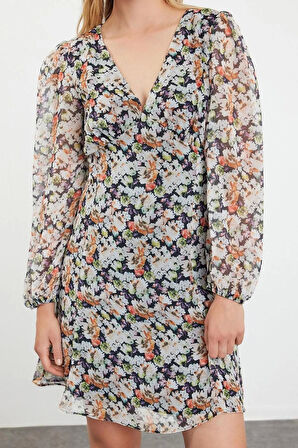 Moda Regular V Yaka Mini Boy Çok Renkli Çiçekli Çiçek Desenli A Kesim Astarlı Şifon Dokuma Elbise