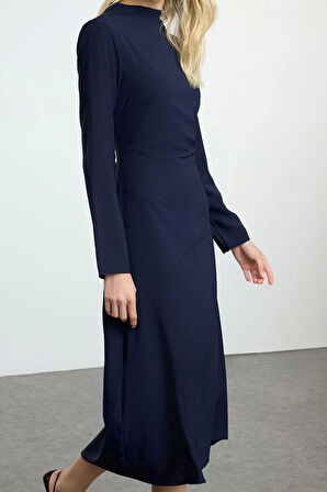 Moda Stil Regular Bisiklet Yaka Midi Boy Shift Düz Kesim Saten Dokuma Elbise