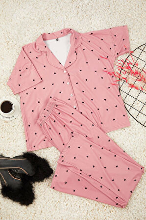 Tarz Rahat Kısa Kollu Boru Paça Kalpli Örme Pijama Takımı