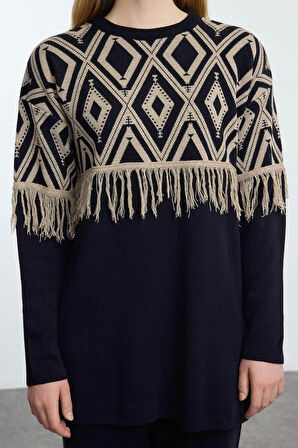 Tarz Kadın Modern Normal Bel Geniş Paça Geometrik Desenli Püskül Detaylı Triko Alt-Üst Takım