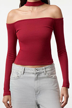 Stil Kadın Carmen Yaka Choker Detaylı Fitted Vücuda Oturan Fitilli Bluz Crop Örme Slim Kalıp