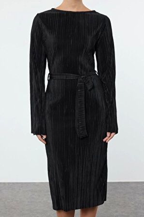 Moda Stil Regular Kayık Yaka Midi Boy Premium Pilise Kumaşlı Flare Kol Detaylı A-Line Örme Elbise