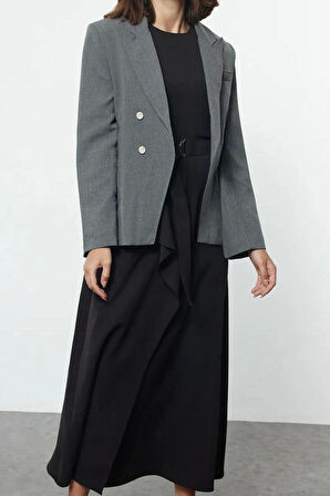 Moda Stil Fitted Bisiklet Yaka Uzun Tesettür Kemerli Önü Detaylı Kolsuz Dokuma Jile Elbise