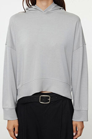 Kapüşonlu Düşük Kol Dikiş Detaylı Normal Kesim Yumuşak Tuşeli Örme Sweatshirt
