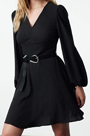 Moda Stil Regular V Yaka Mini Boy A Kesim Balon Kol Detaylı Dokuma Elbise