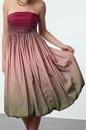 Moda Stil Fitted Straplez Midi Boy Degrade Desenli Balon Etek Detaylı Poplin Elbise
