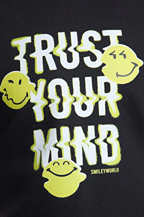 Tarz Bol Kapüşonlu Standart Kol Regular Smiley Lisans Unısex Geniş Kesim Sweatshirt