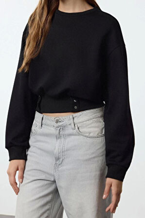 Tarz Bol Bisiklet Yaka Düşük Kol Uzun Çıtçıtlı Rahat Kalıp Crop Kalın Örme Sweatshirt