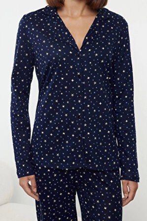 Tarz Rahat Uzun Kollu Geniş Paça %100 Pamuklu Galaksi Desenli Örme Pijama Takımı