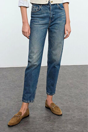 Stil Kadın Moda Denim Kot Pantolon Uzun Boru Paça Mavi Soluk Vintage Yüksek Bel Slim Mom Jeans
