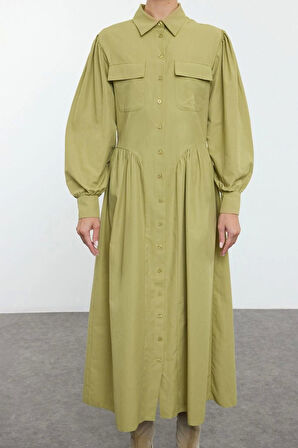 Moda Stil Regular Gömlek Yaka Maxi Boy Tesettür Poplin Dokuma Pili Detaylı Cepli Dokuma Elbise