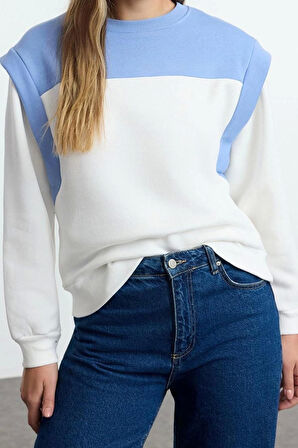 Tarz Regular Bisiklet Yaka Düşük Kol Regular Kalın İçi Polarlı Normal Kalıp Örme Sweatshirt