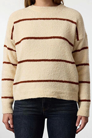 Stil Modern Kadın Regular Standart Kol Bisiklet Yaka Geniş Kalıp Buklet Çizgili Triko Kazak