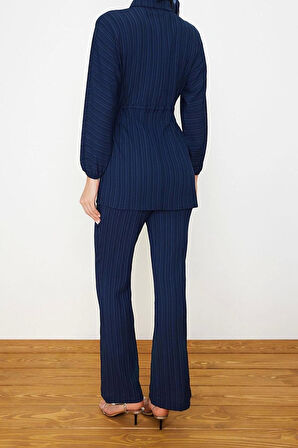 Tarz Kadın Modern Moda Normal Bel Boru Paça Gömlek Yaka Krinkıl Gömlek Pantolon Dokuma Alt Üst Takım