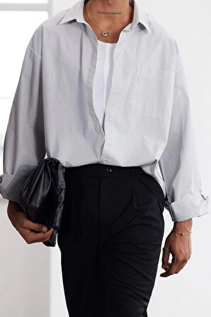 Şık Düz Desen Gömlek Yaka Limited Edition Oversize Fit Etek Ucu Stoperli Soft Touch Gömlek