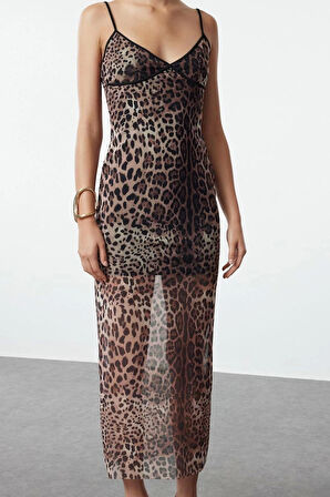 Moda Stil Fitted V Yaka Midi Boy Vücuda Oturan Leopar Desenli Tül Dokuma Elbise