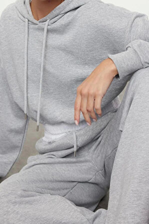 Tarz Crop Kapüşonlu Düşük Kol Crop Normal Kalıp Dokuma Garnili Kalın Örme Sweatshirt